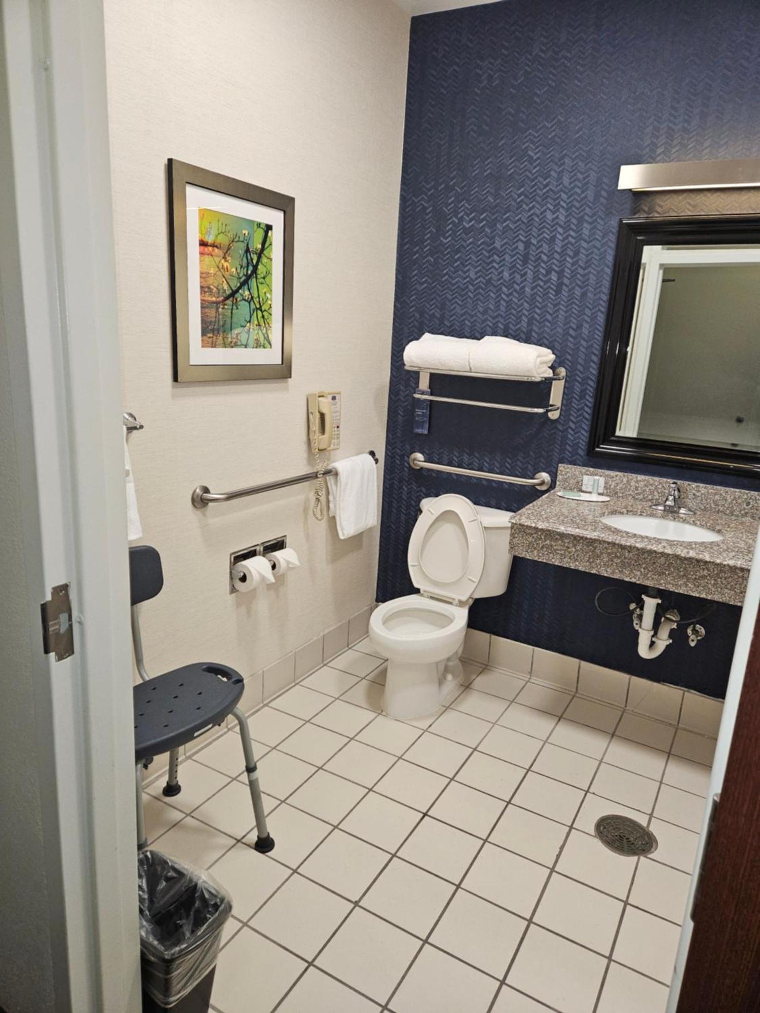 Fairfield Inn & Suites By Marriott Tulsa Central Eksteriør billede