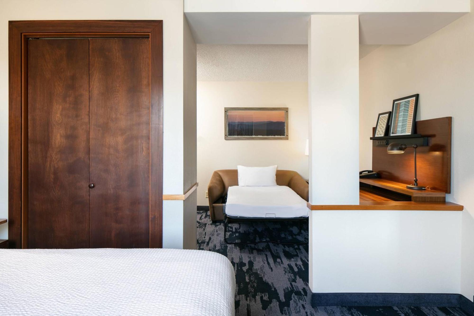 Fairfield Inn & Suites By Marriott Tulsa Central Eksteriør billede