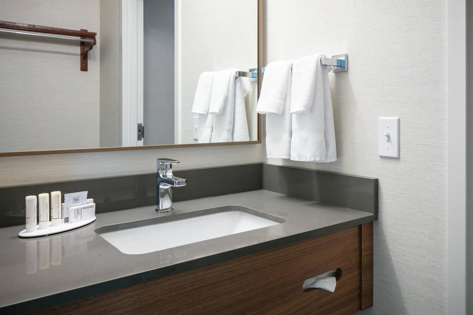 Fairfield Inn & Suites By Marriott Tulsa Central Eksteriør billede